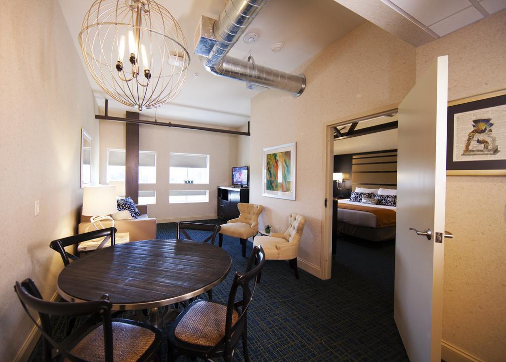 Warehouse Hotel At The Nook Manheim Exterior foto